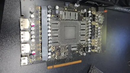 RTX 4090 scam - no gpu nor memory chips